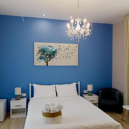 Rooms In Yard Corinth Екстериор снимка