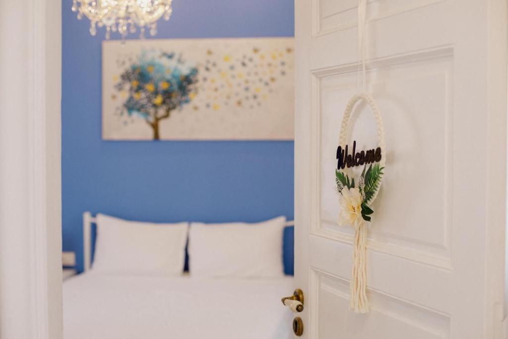 Rooms In Yard Corinth Екстериор снимка