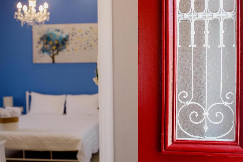 Rooms In Yard Corinth Екстериор снимка